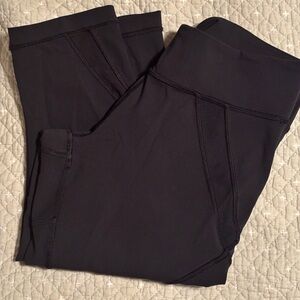 lululemon athletica Black Capri Leggings